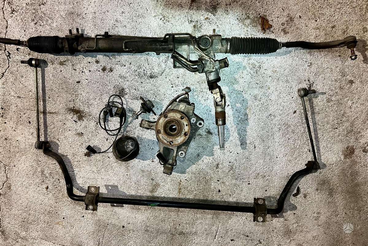 Volvo V70 engine parts