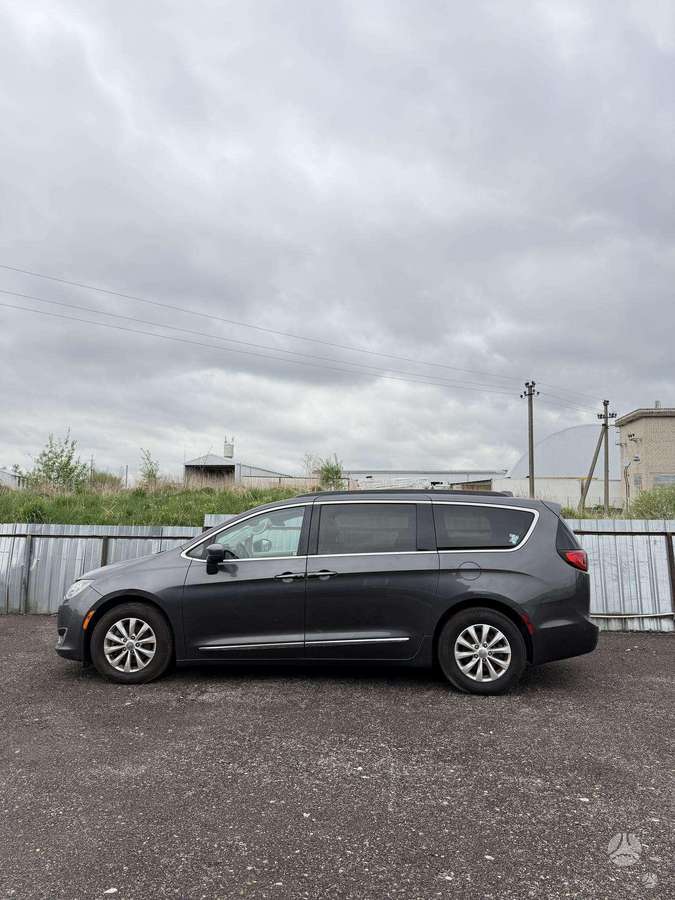 Chrysler Pacifica, 3.6 l., Минивэн