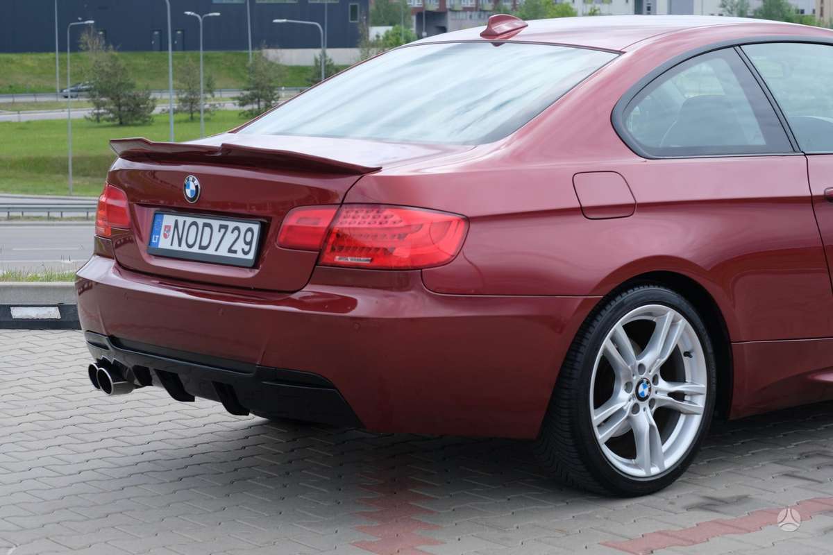 BMW 320, 2.0 l., Купе (coupe)