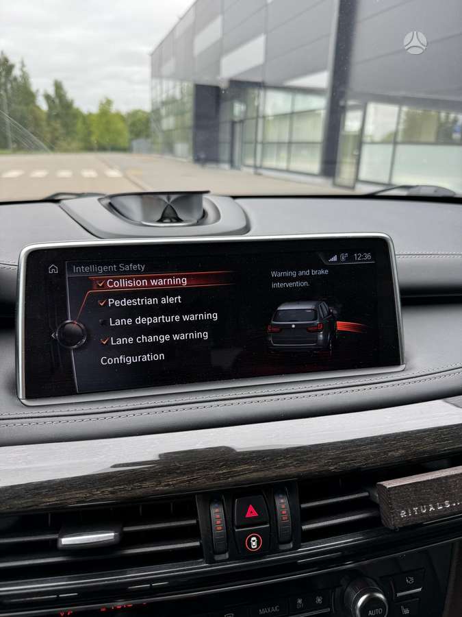 BMW X5, 3.0 l., Внедорожник / Кроссовер