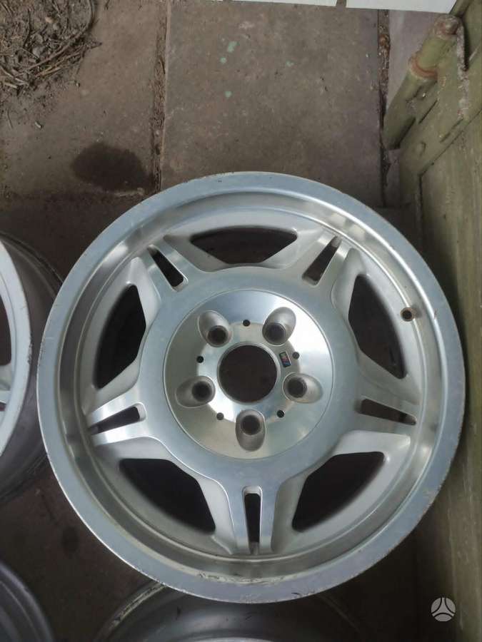 BMW E36 M3 Style 24, lengvojo lydinio, R17