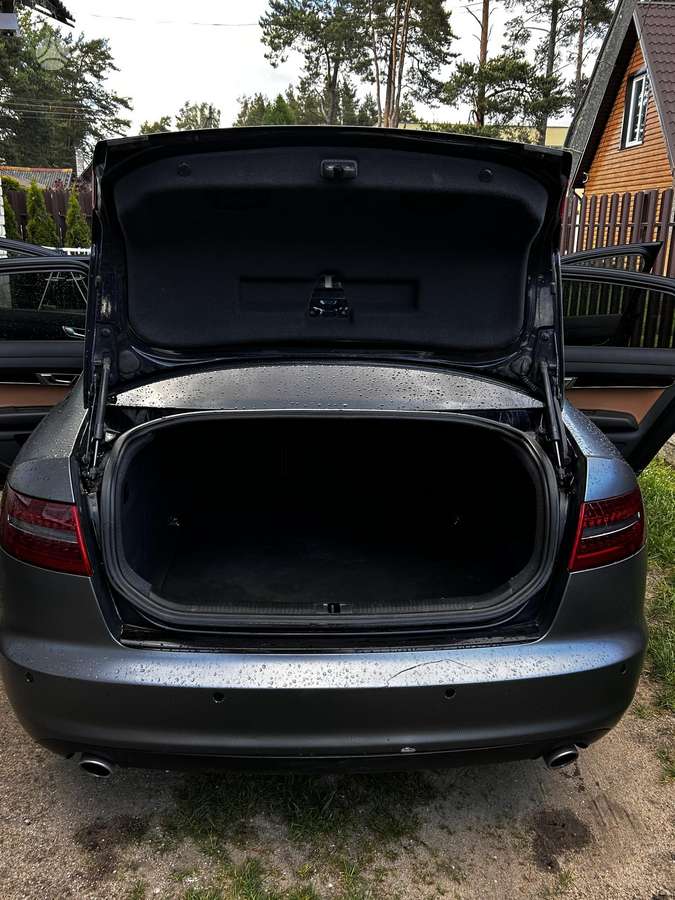 Audi A6, 3.0 l., sedanas