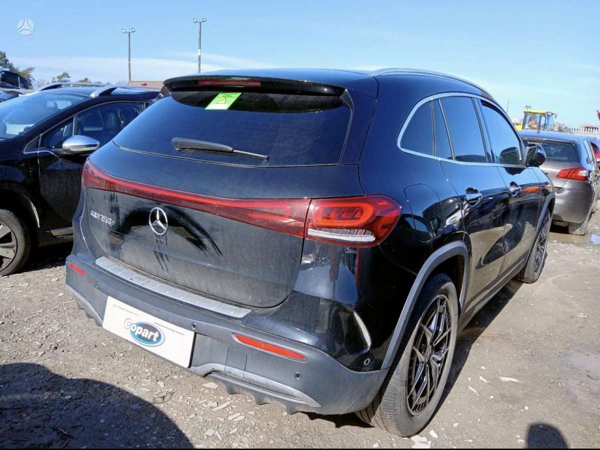 Mercedes-Benz EQA