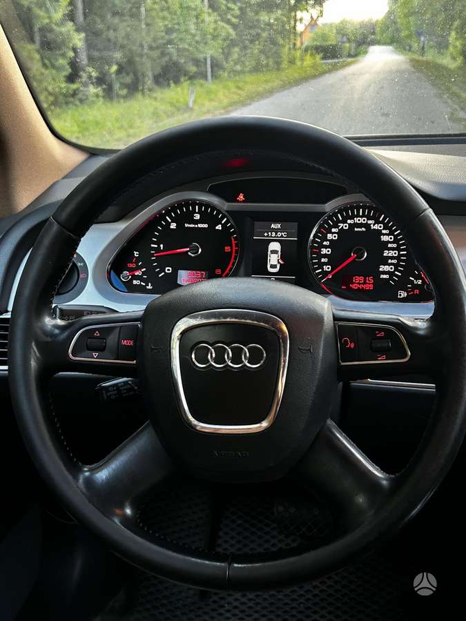 Audi A6, 3.0 l., Седан