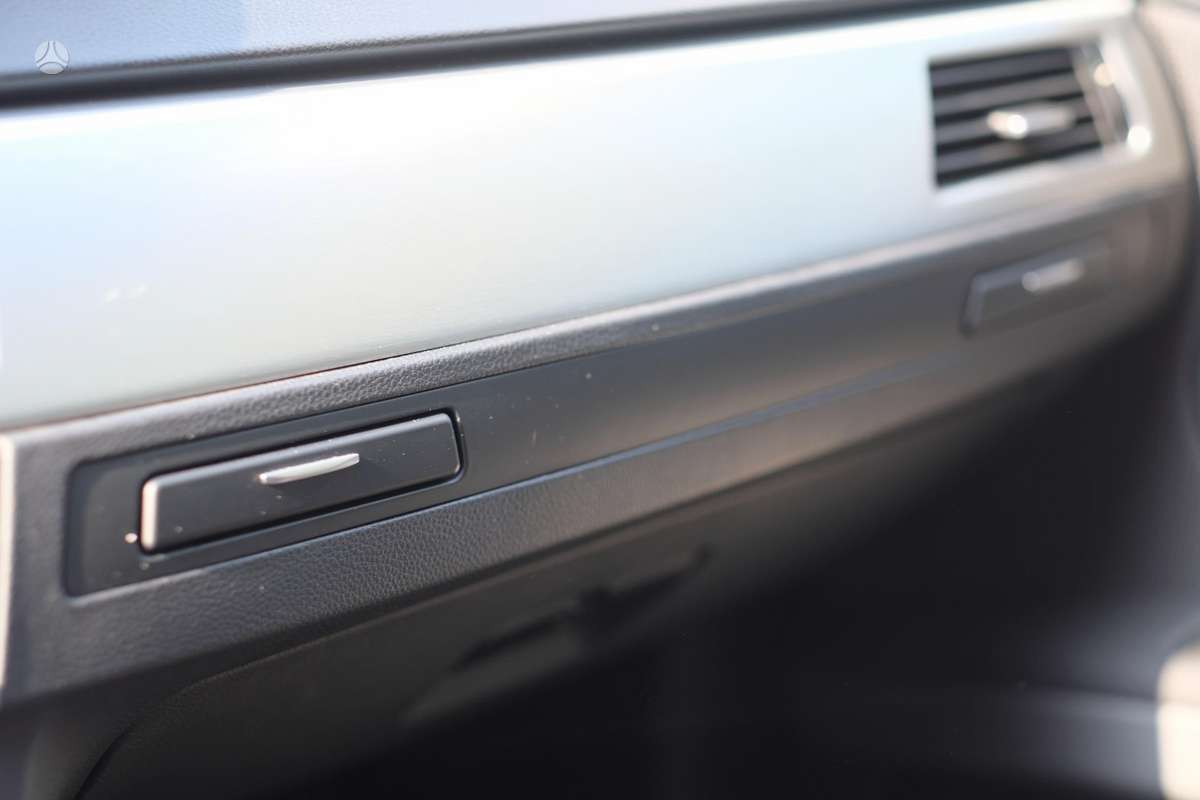 BMW 320, 2.0 l., coupe