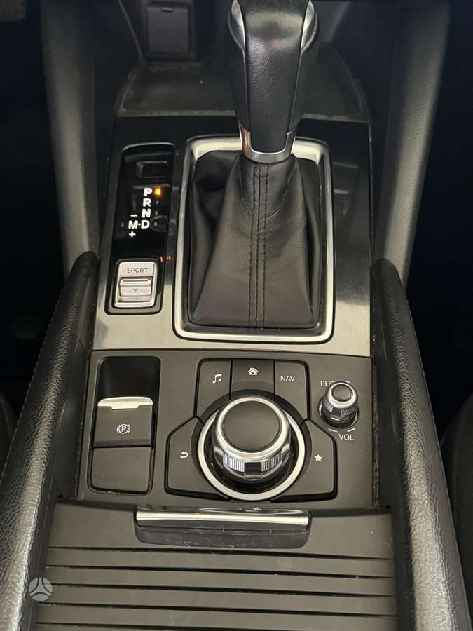 Mazda 6, 2.0 l., Седан