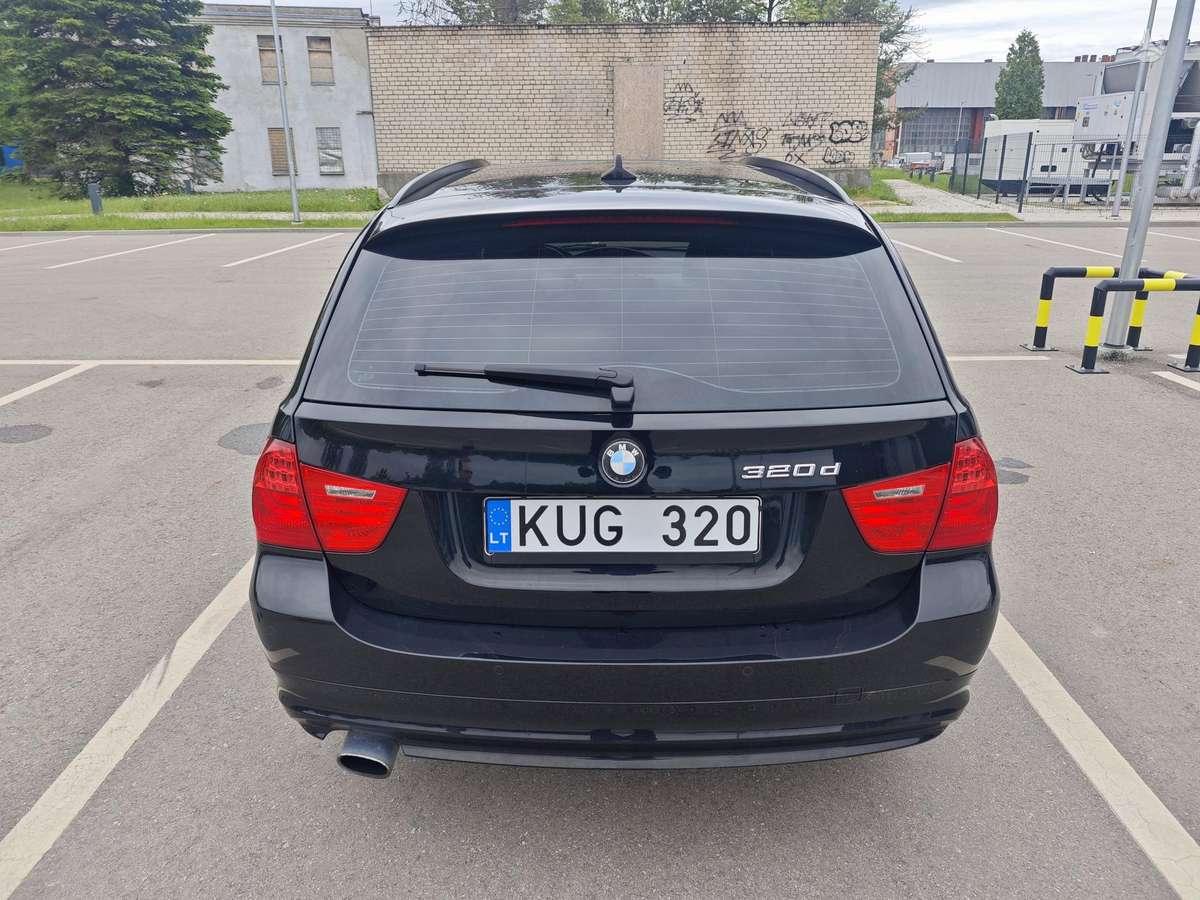 BMW 320, 2.0 l., Универсал