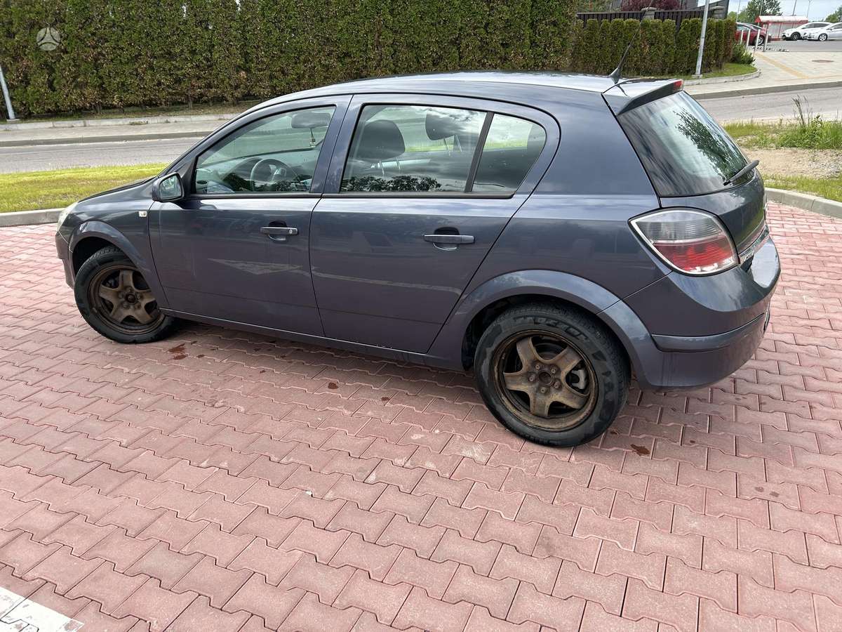 Opel Astra, 1.3 l., Хэтчбек