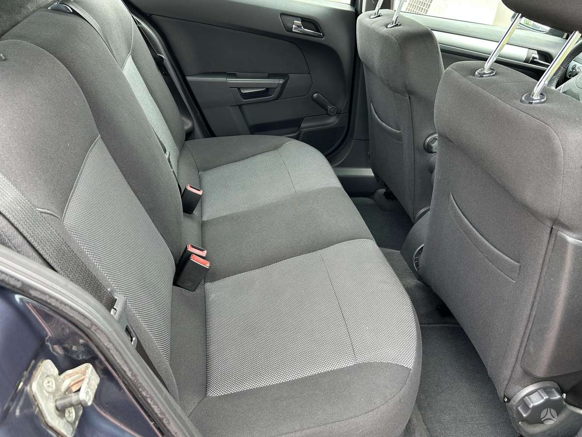 Opel Astra, 1.3 l., Хэтчбек