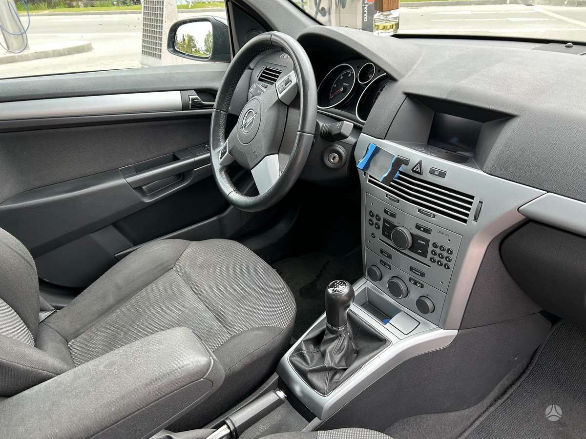 Opel Astra, 1.3 l., hatchback