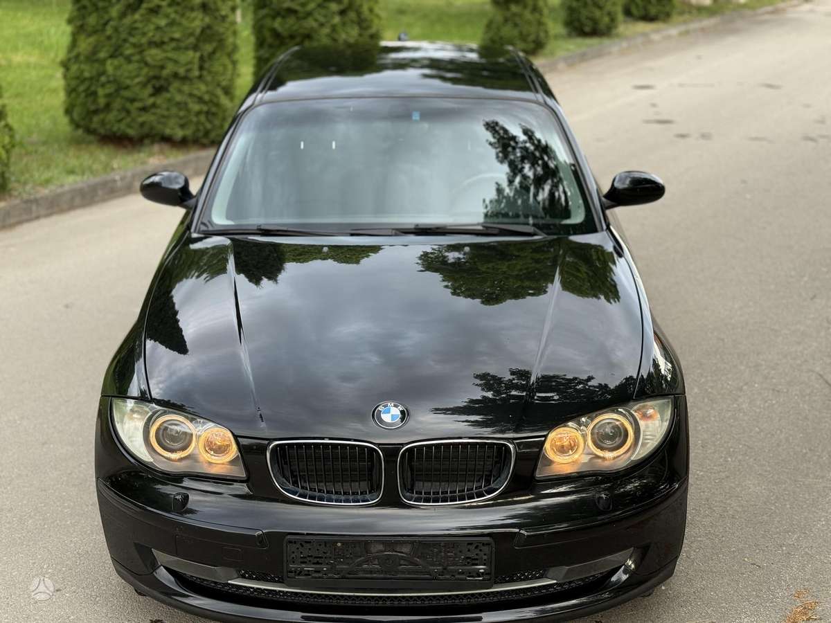 BMW 120, 2.0 l., hečbekas