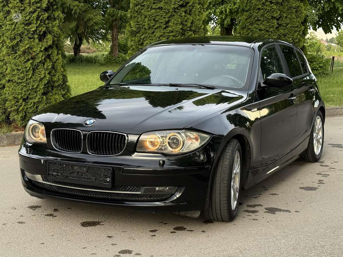 BMW 120, 2.0 l., hečbekas