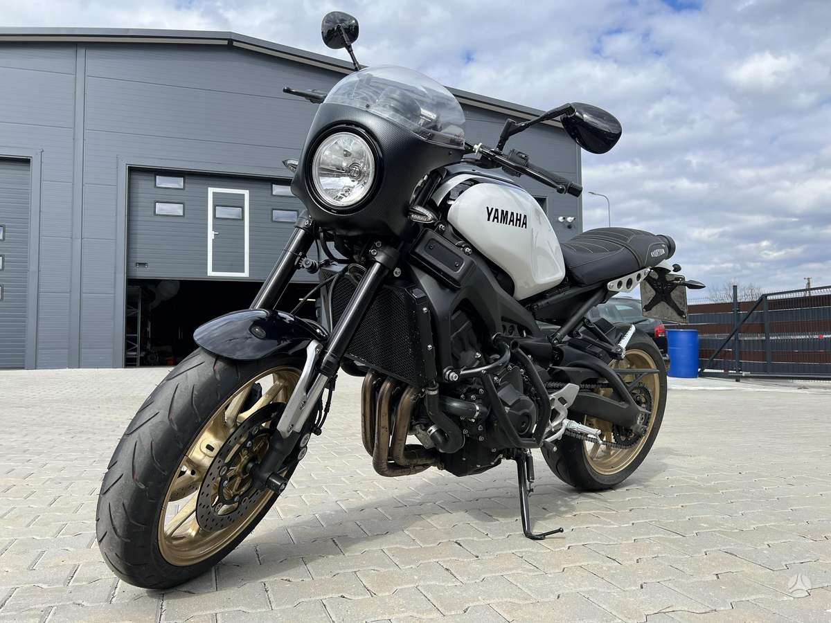Yamaha XSR 900cc, street / classic