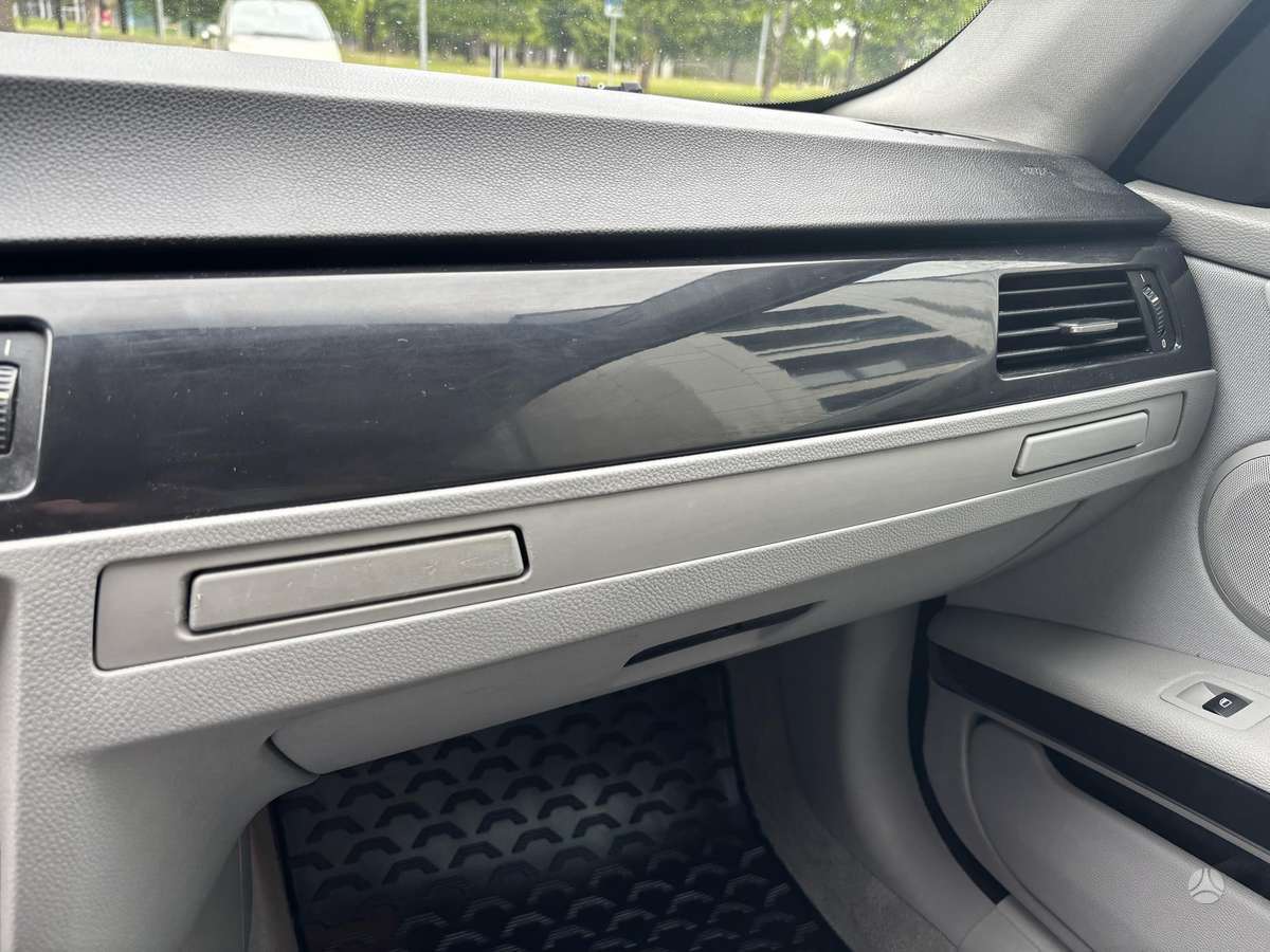 BMW 320, 2.0 l., coupe