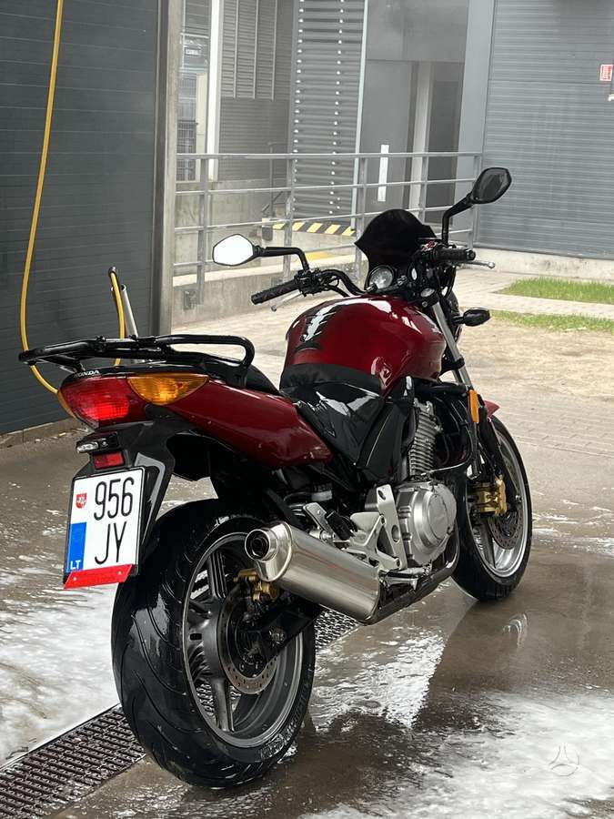 Honda CBF 500cc, street / classic