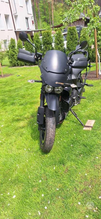 Buell Ulysses 1200cc, enduro / adventure