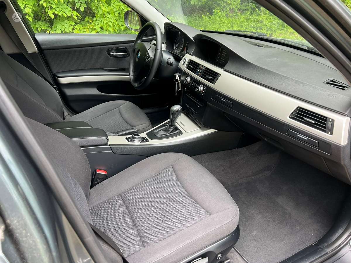 BMW 320, 2.0 l., Универсал