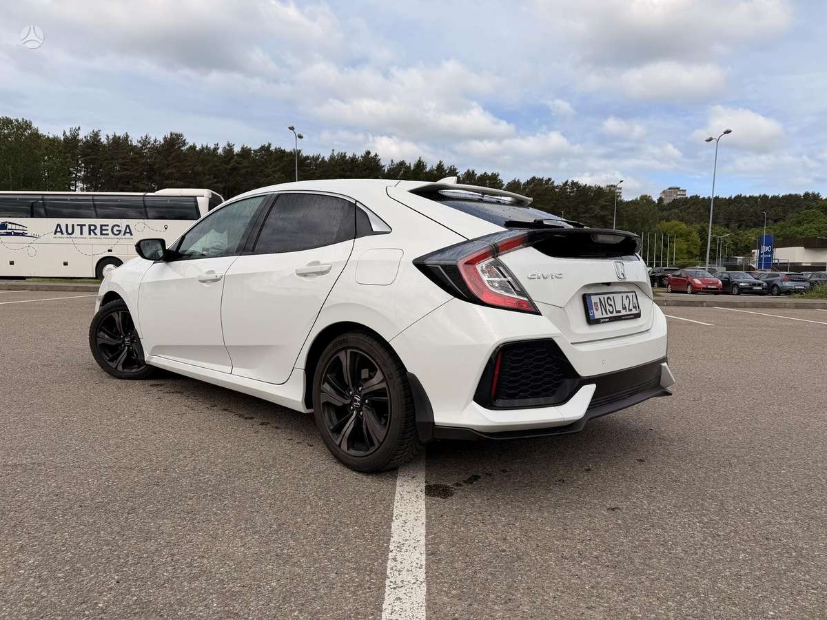 Honda Civic, 1.0 l., hatchback