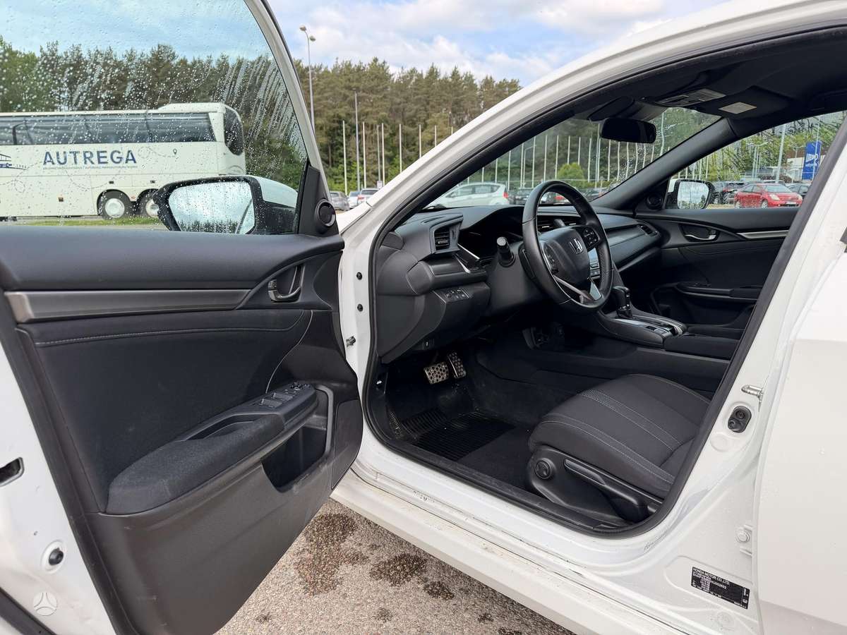 Honda Civic, 1.0 l., hatchback