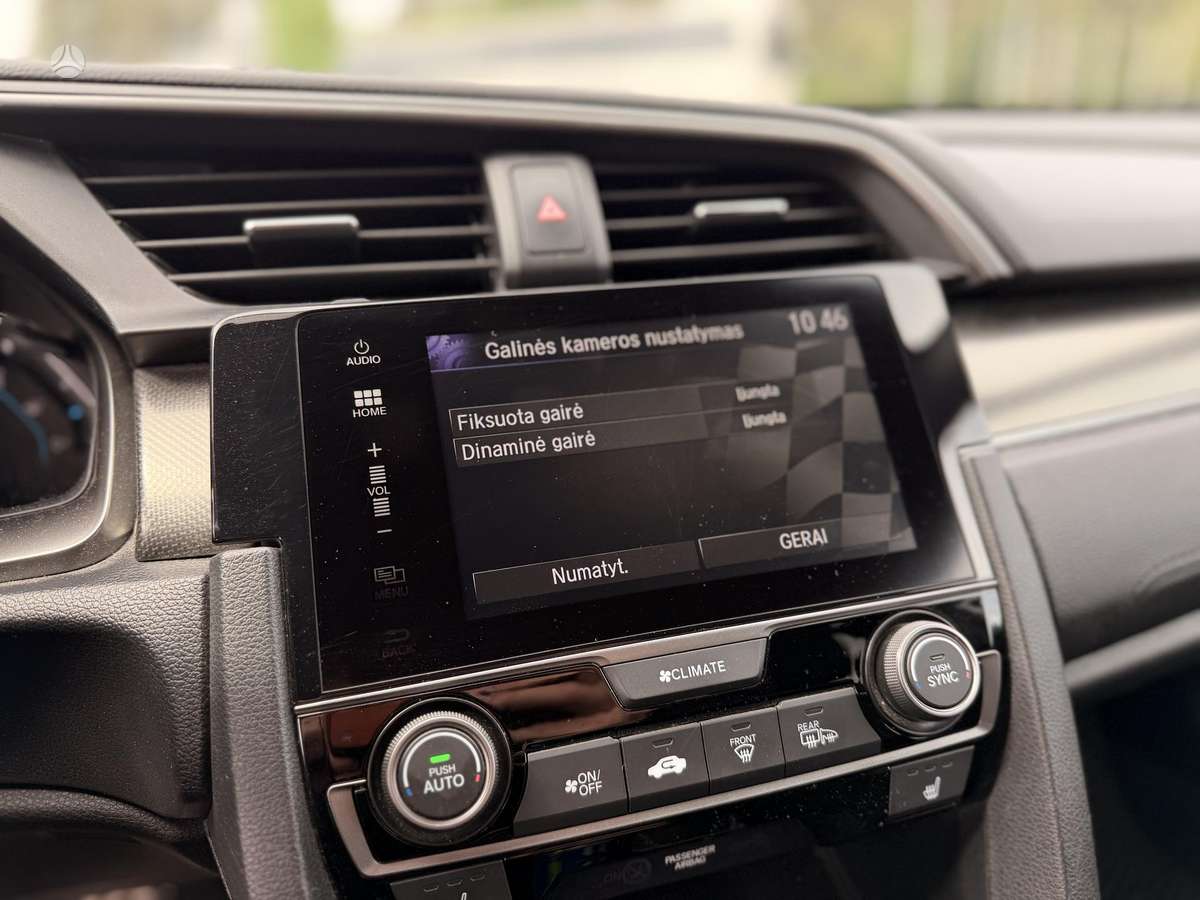 Honda Civic, 1.0 l., hatchback