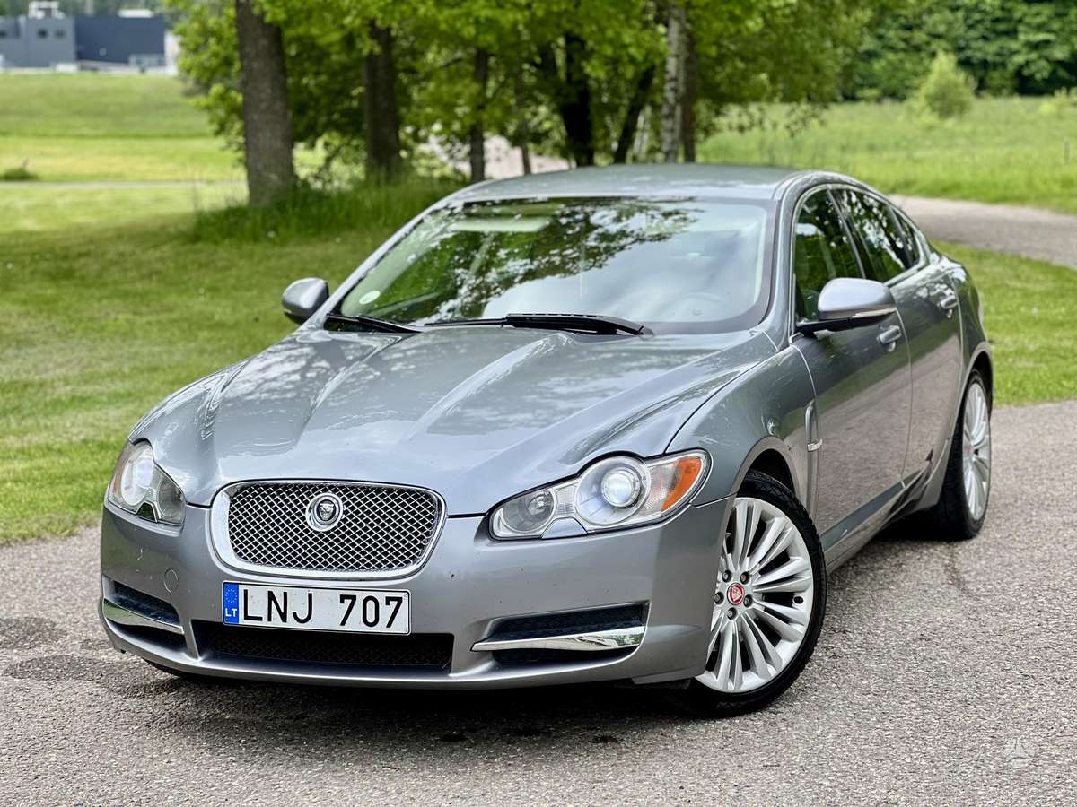 Jaguar XF, 3.0 l., Седан