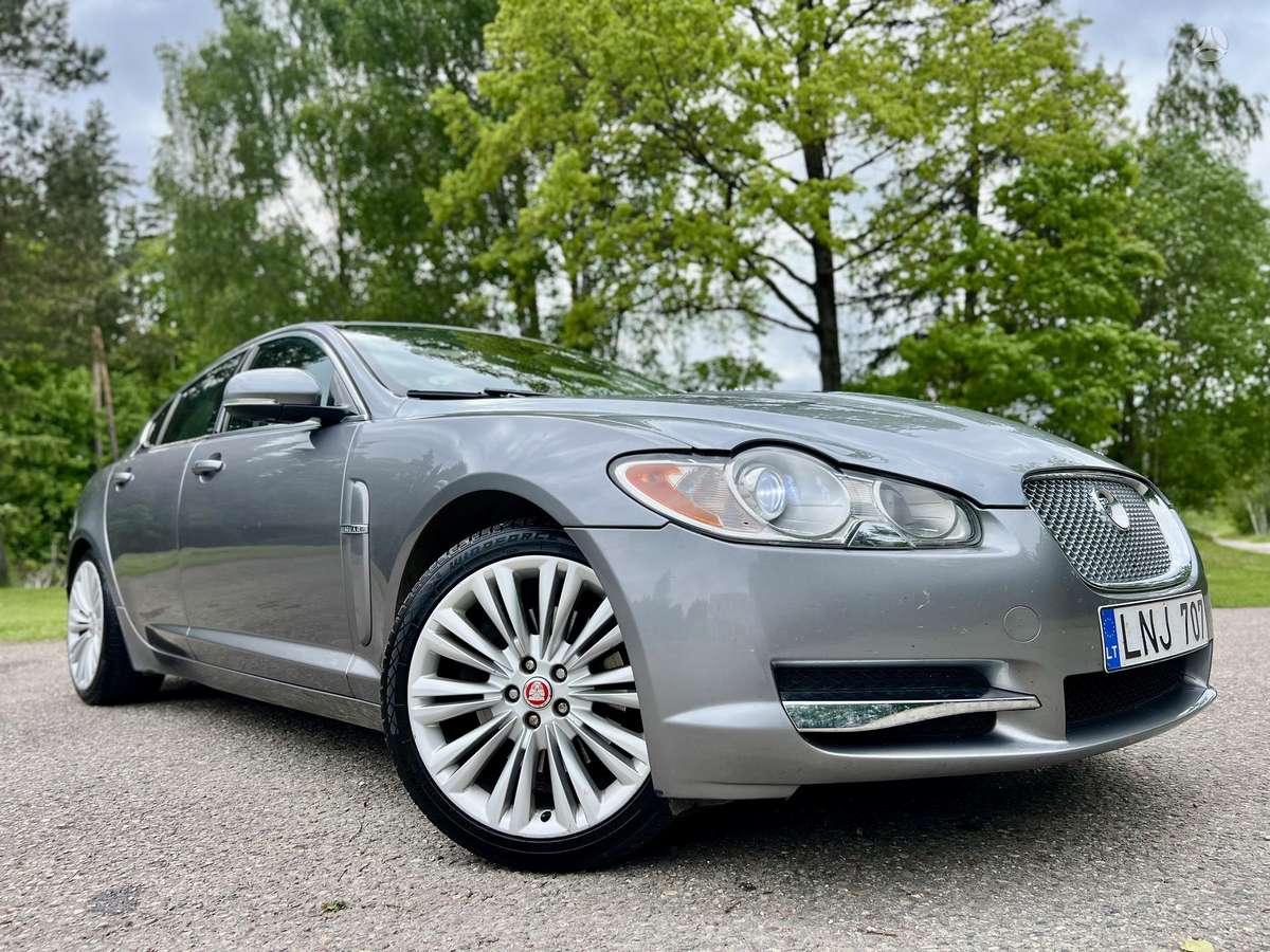 Jaguar XF, 3.0 l., Седан