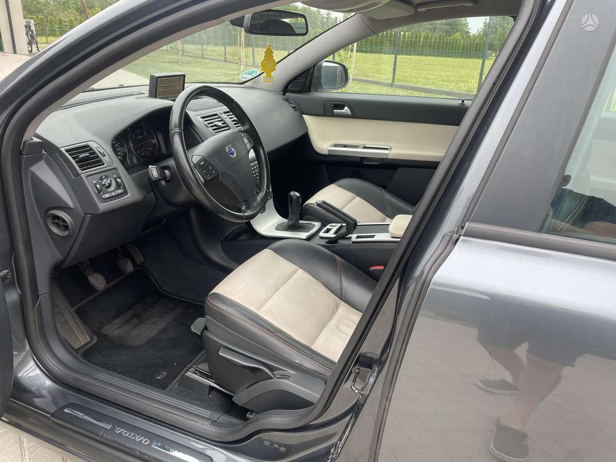 Volvo V50, 2.0 l., Универсал