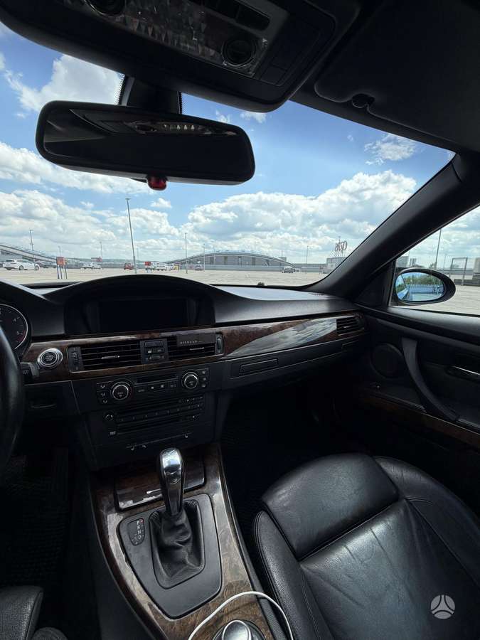 BMW 330, 3.0 l., convertible