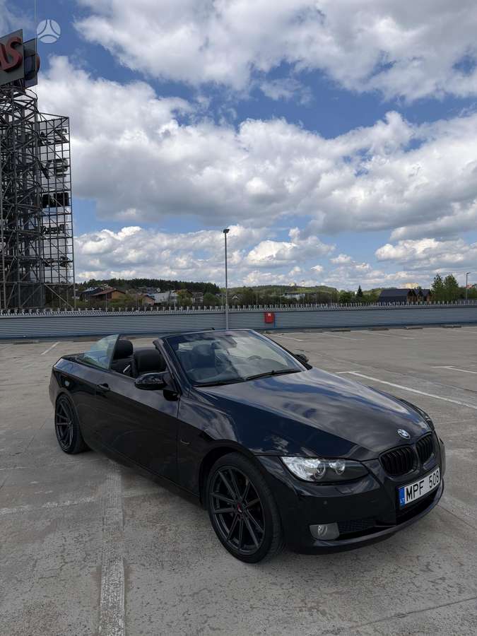 BMW 330, 3.0 l., convertible