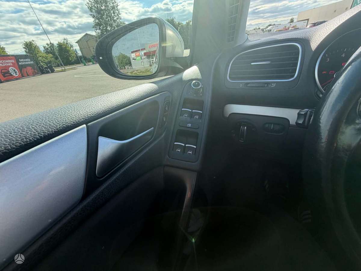 Volkswagen Golf, 1.4 l., hatchback