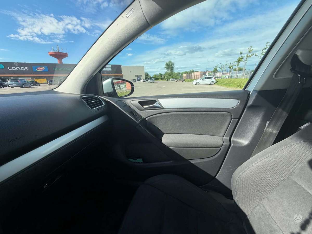 Volkswagen Golf, 1.4 l., hatchback