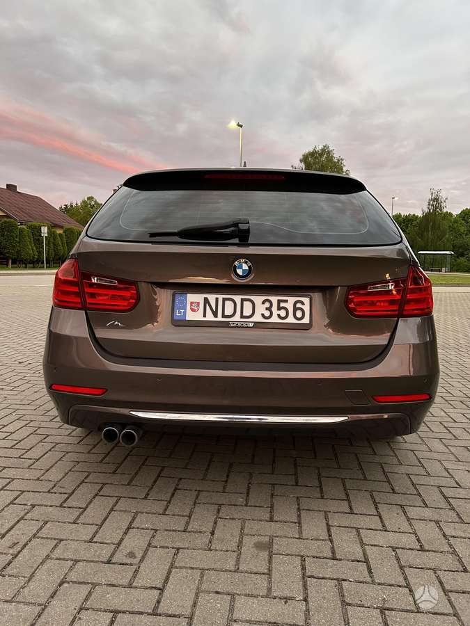 BMW 330, 3.0 l., wagon