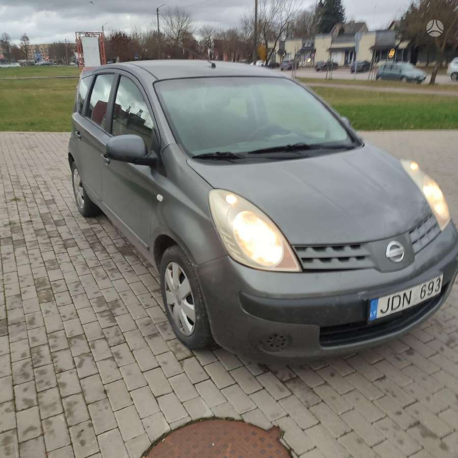 Nissan Note, 1.5 l., Хэтчбек