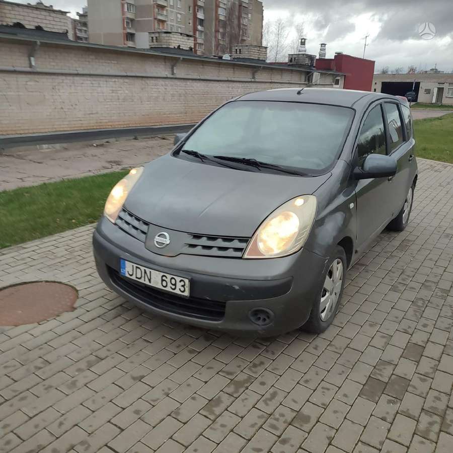 Nissan Note, 1.5 l., hatchback