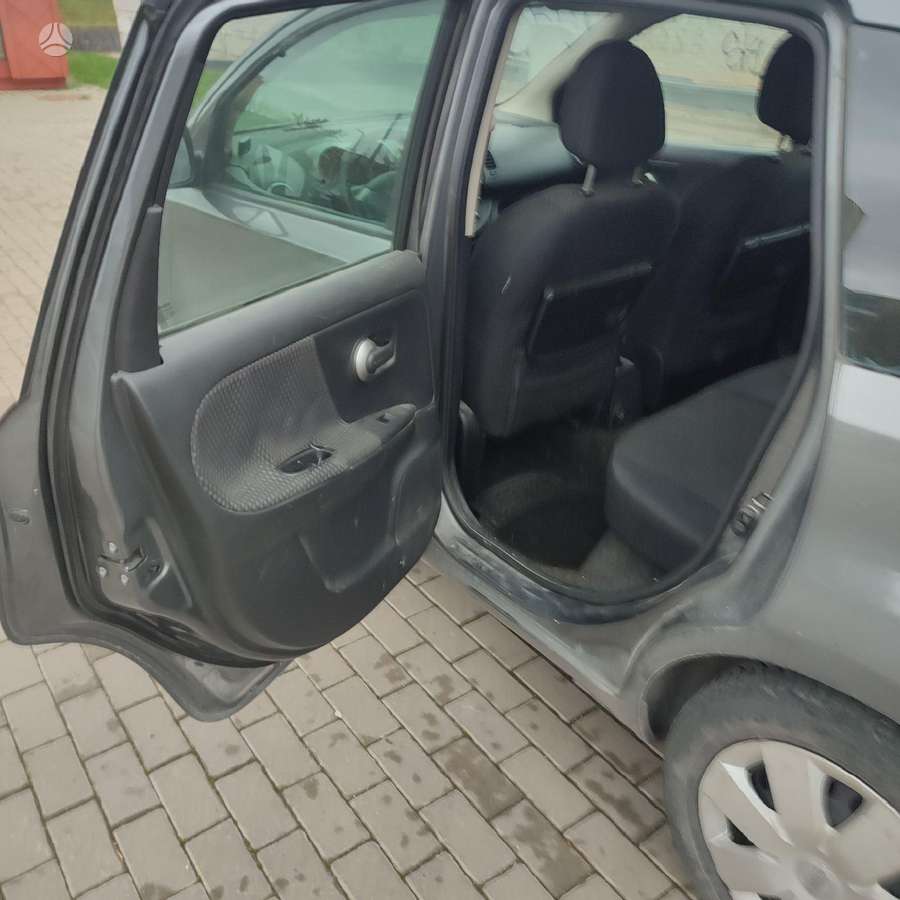 Nissan Note, 1.5 l., Хэтчбек