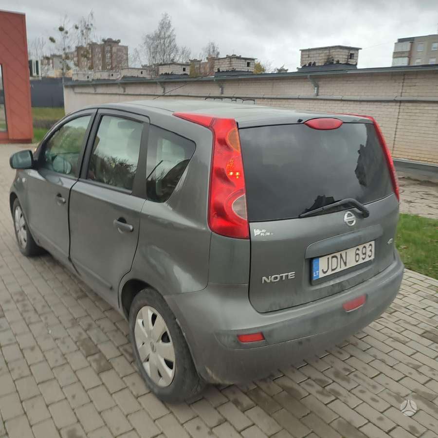 Nissan Note, 1.5 l., Хэтчбек