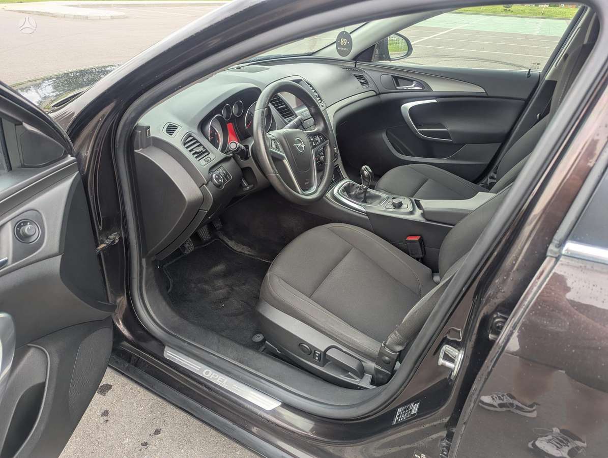 Opel Insignia, 2.0 l., universalas