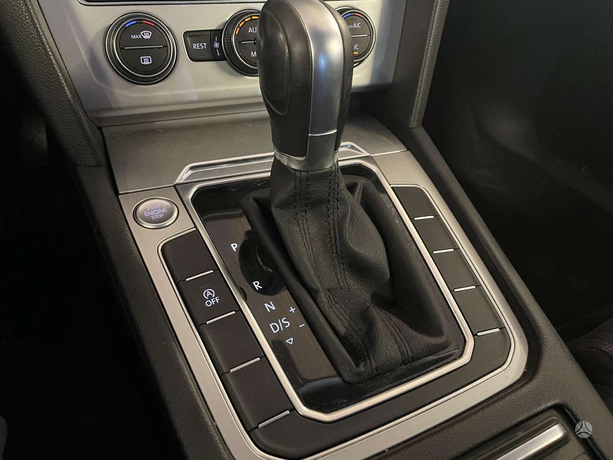 Volkswagen Passat, 2.0 l., Универсал