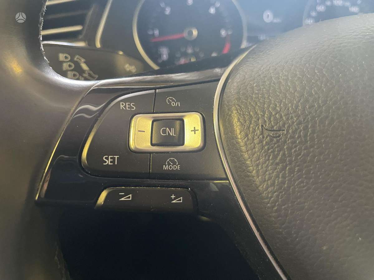 Volkswagen Passat, 2.0 l., Универсал