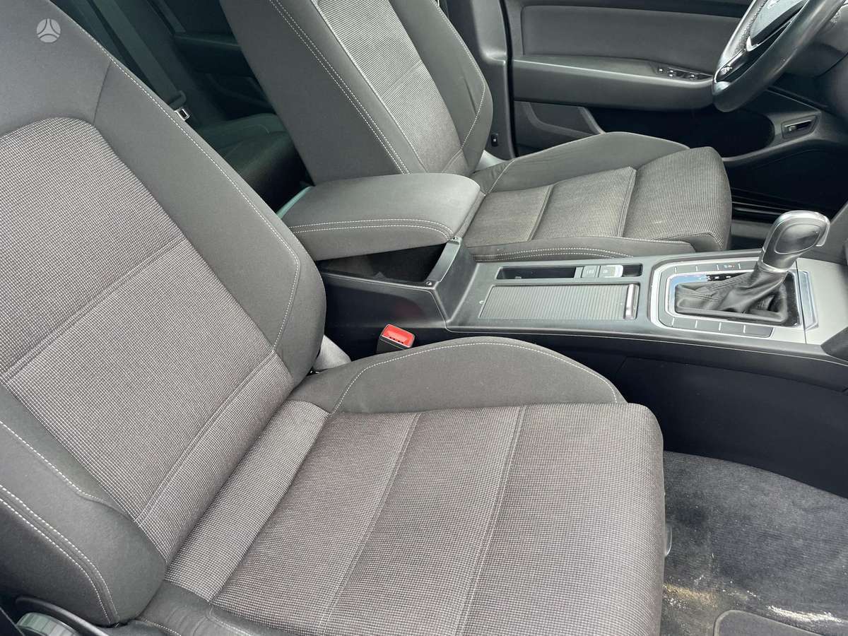 Volkswagen Passat, 2.0 l., Универсал