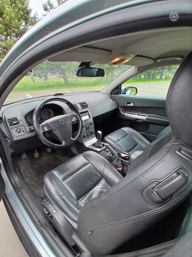Volvo C30, 2.0 l., hatchback