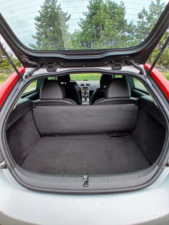 Volvo C30, 2.0 l., hatchback