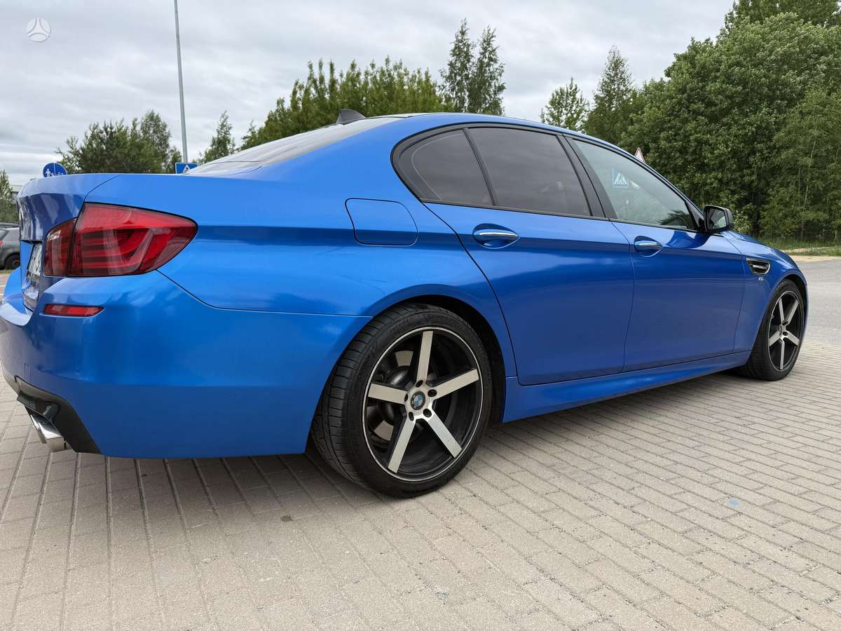 BMW 535, 3.0 l., Седан