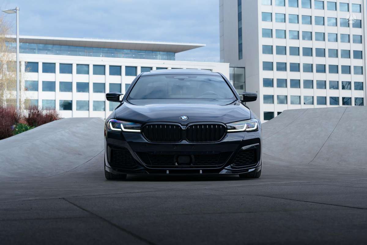 BMW M550, 4.4 l., Седан