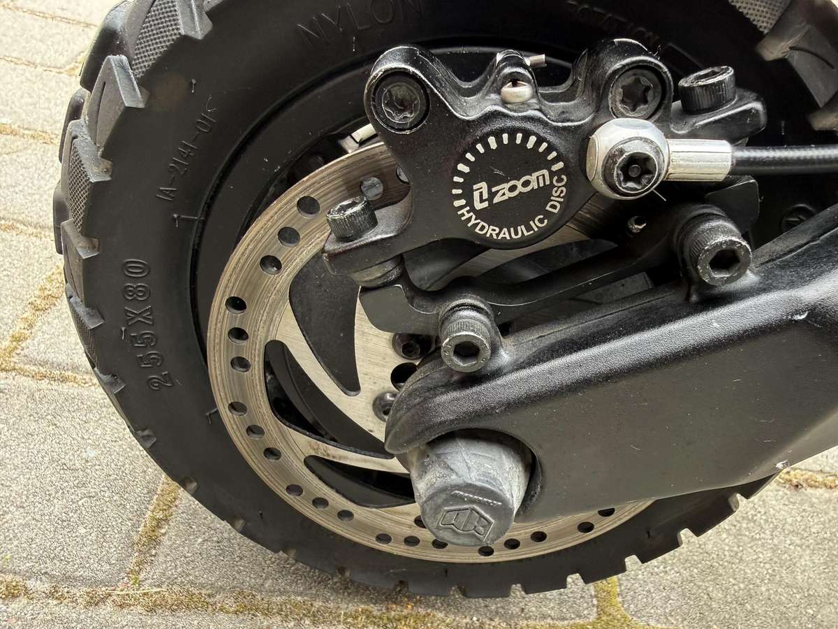 Electric scooter Kaabo