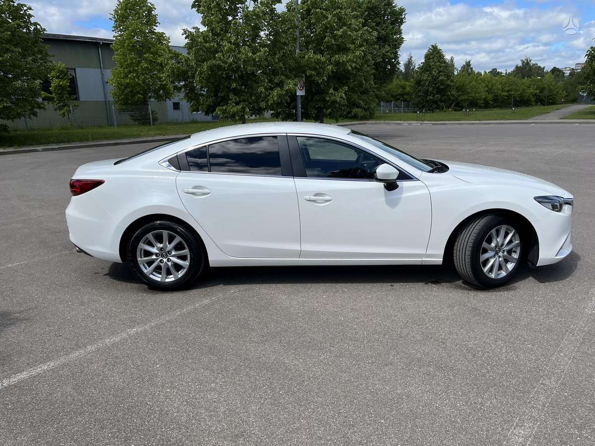 Mazda 6, 2.0 l., Седан