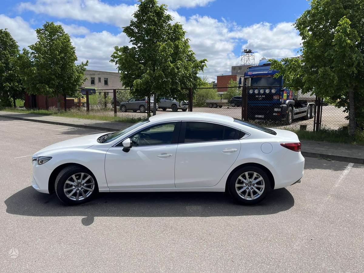 Mazda 6, 2.0 l., Седан