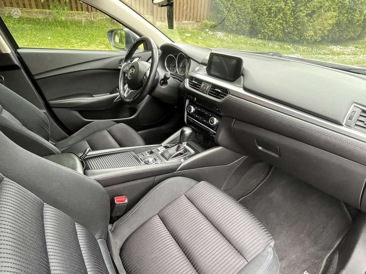 Mazda 6, 2.0 l., Седан