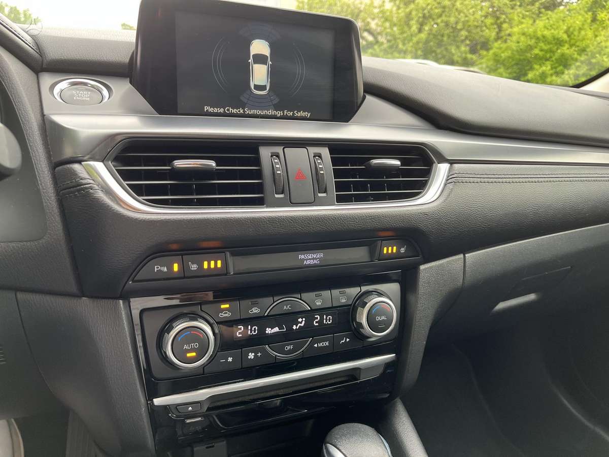 Mazda 6, 2.0 l., Седан