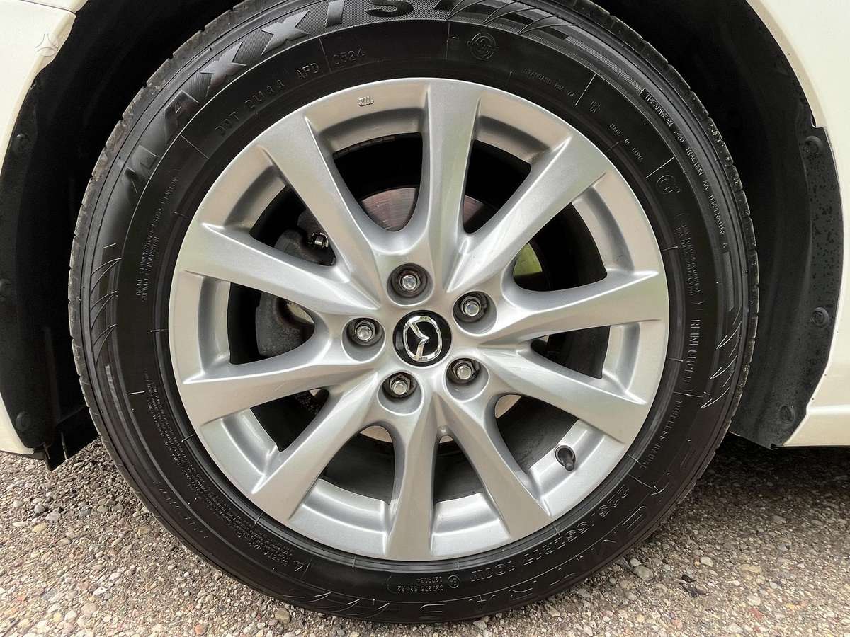 Mazda 6, 2.0 l., Седан